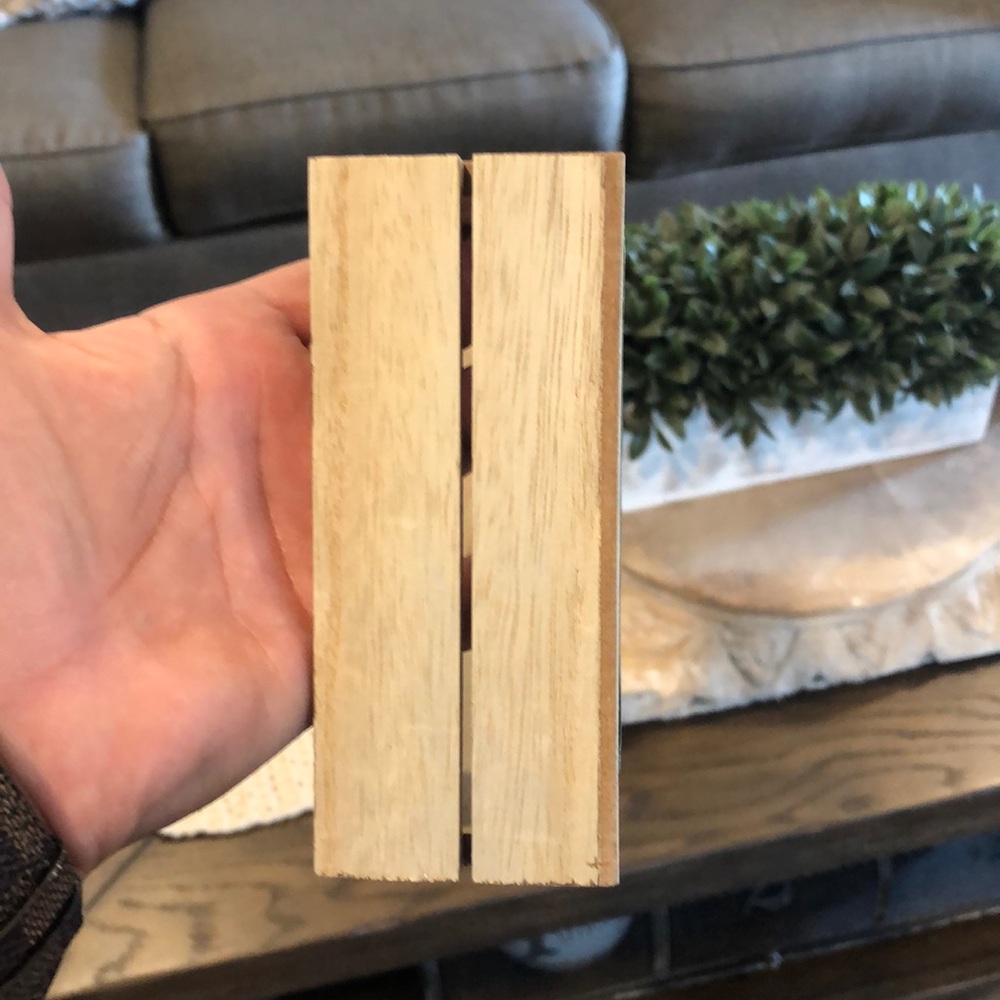 Farmhouse Decor - Picture 2 of 4